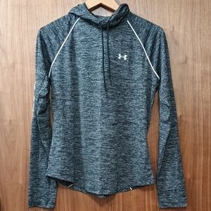 2/$20 Under Armour Women's Black Heather Hoodie M
